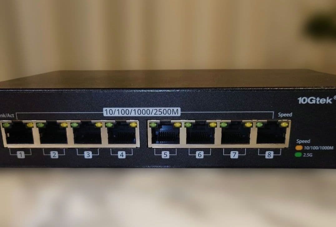 2.5G 8ポート スイッチングハブ SFP 1ポート付