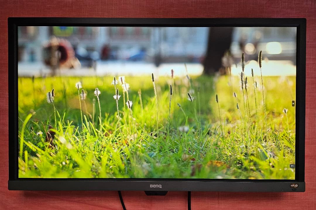 BenQ 27.9インチ 4Kディスプレイモニタ EL2870U