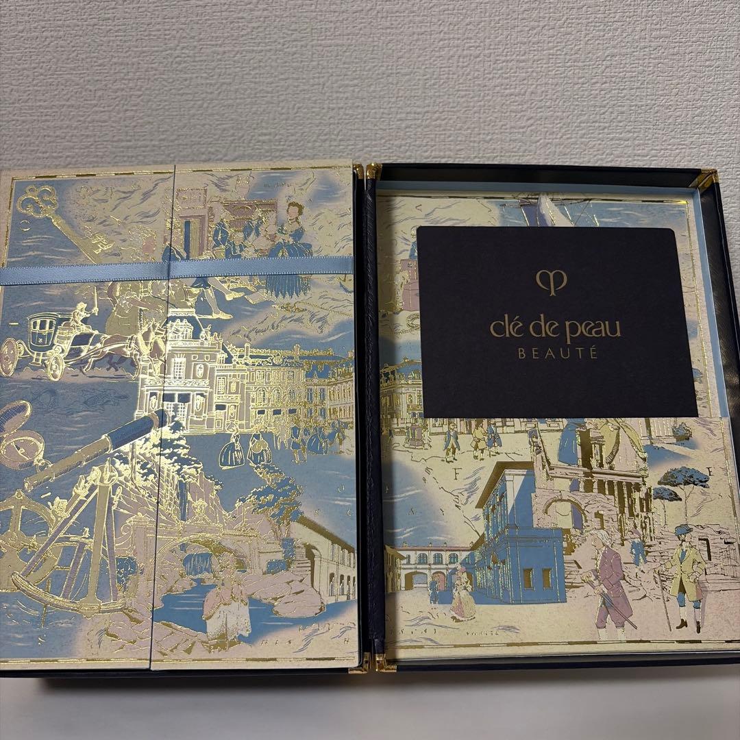 クレドポーボーテ　ラディアンスギフト シャンプー　コンディショナー