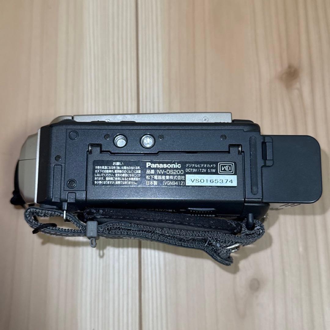 ☆動作OK Panasonic DVカメラ NV-DS200