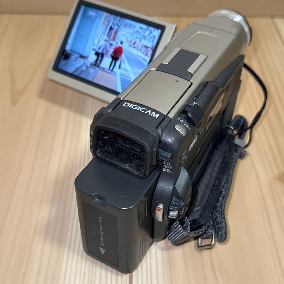☆動作OK Panasonic DVカメラ NV-DS200