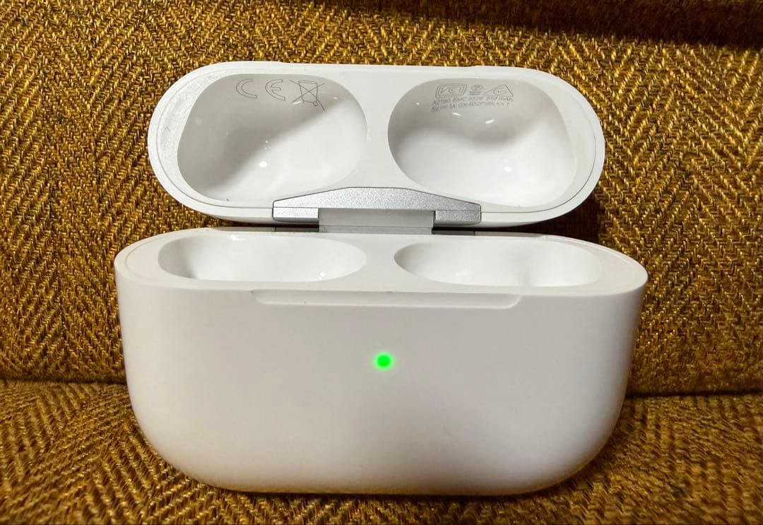 AirPods Pro 第1世代 ジャンク 右耳不良 ケース正常 付属品完備