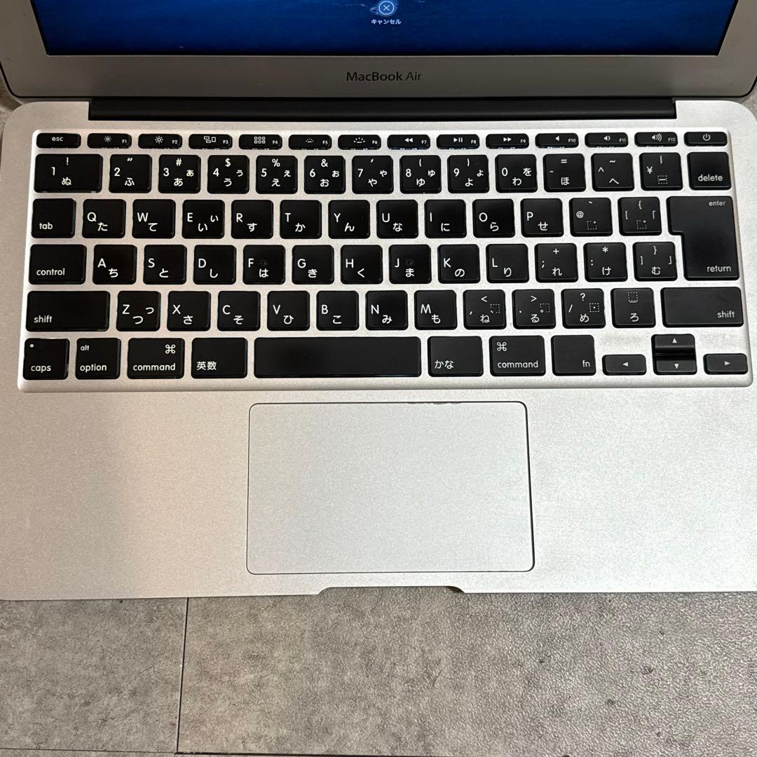 12/31まで★11インチ　MacBook Air A1465
