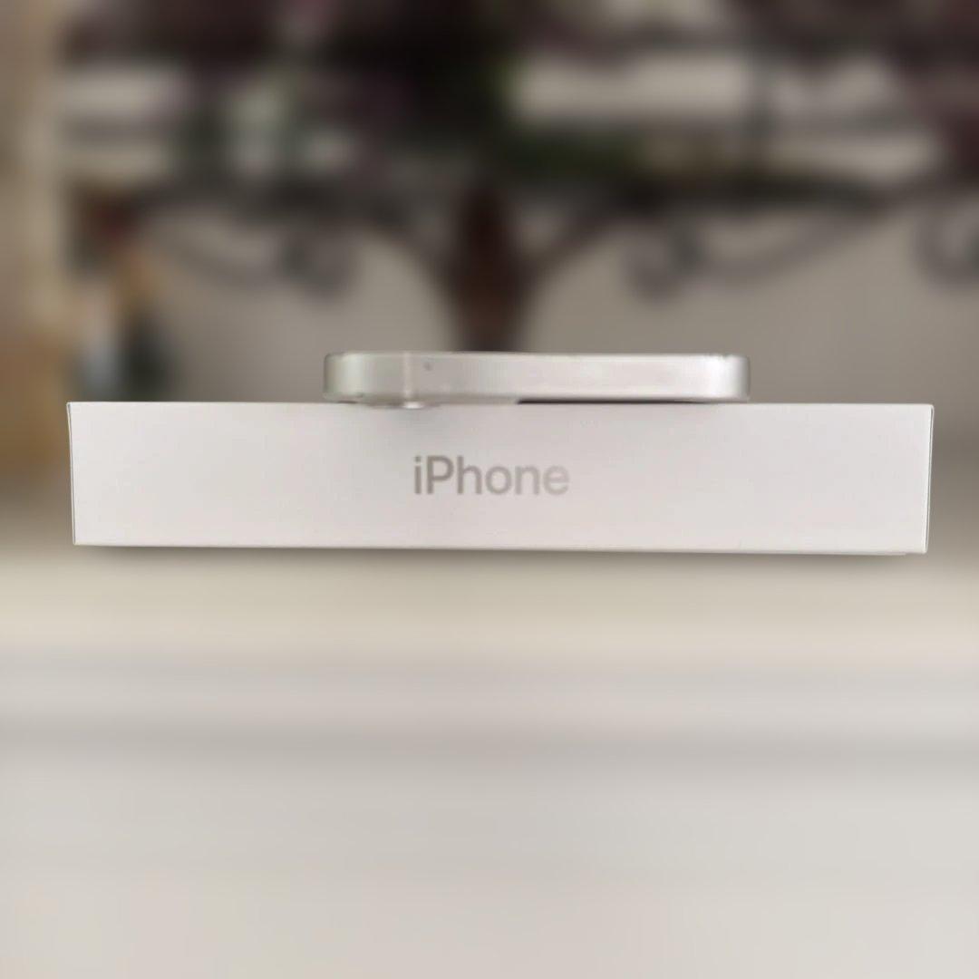 iPhone12 SIMフリー　128GB White ホワイト