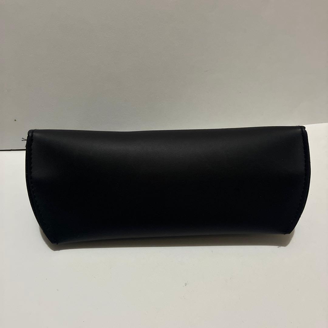 新品未使用　ゴルチェ　メガネケースのみ　ボタンピカピカ