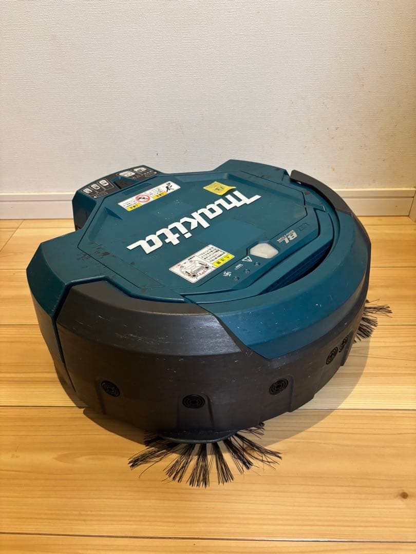 Makita ロボット掃除機 RL-200D本体　リモコン付き