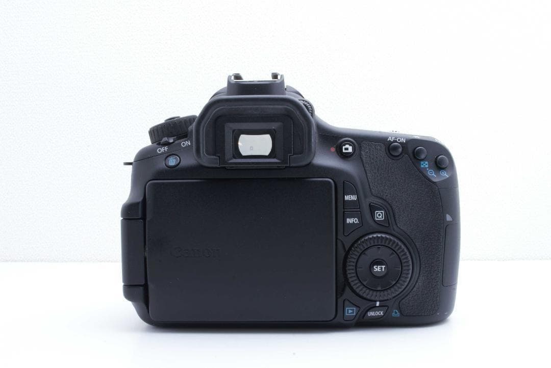 シャッター数257回 Canon EOS 60D タッチ操作感覚で簡単