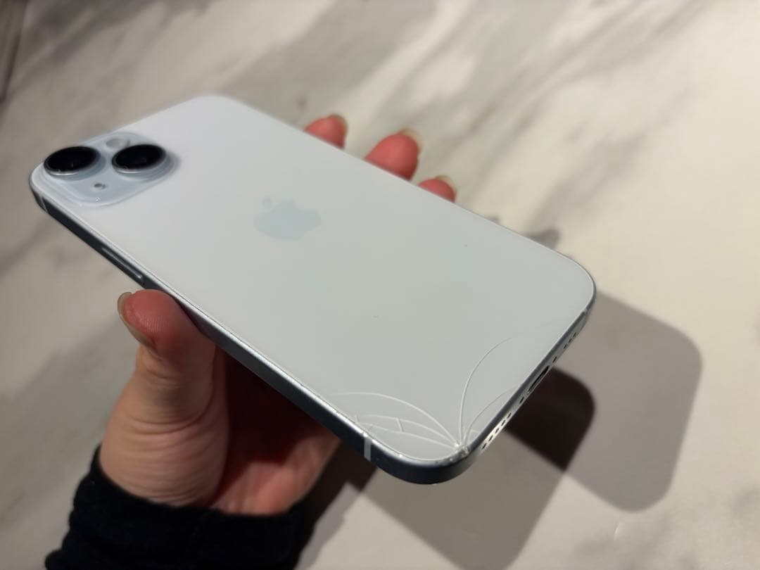 iPhone 15 128GB ブルー(SIMフリー) 残量90%