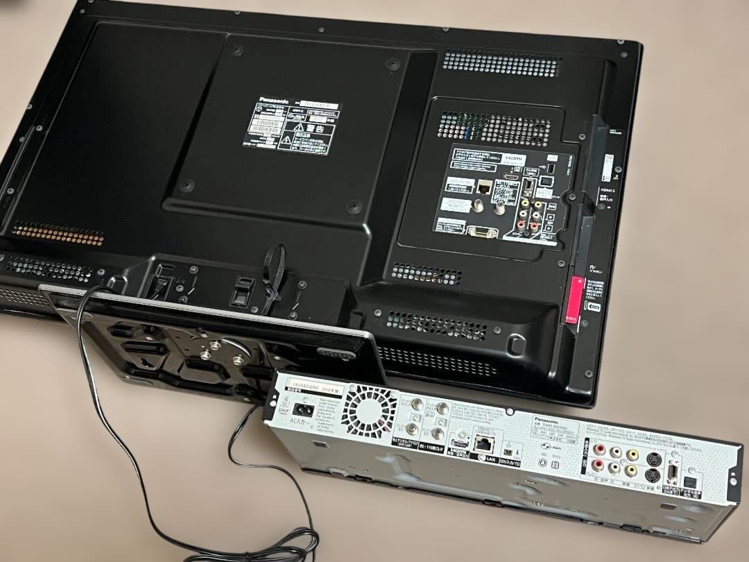 送料無料パナソニックビエラ32インチTV＆ディーガブルーレイレコーダーセット美品