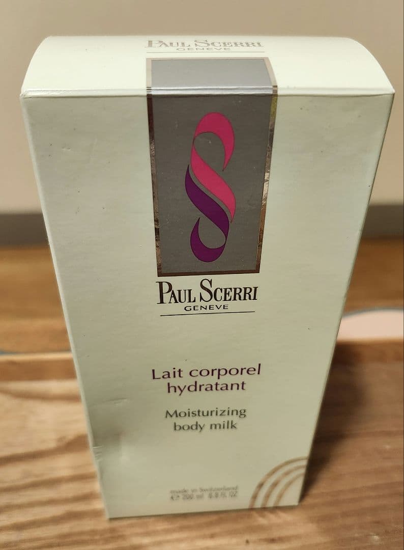 ポール・シェリー モイスチュアライジング ボディミルク 200ml　新品未使用