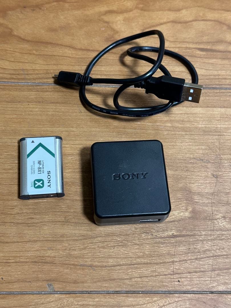 SONY Cyber-shot DSC-WX500 ホワイト　コンデジ
