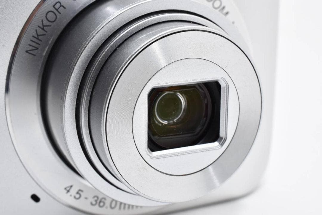 美品 ニコン　Nikon COOLPIX A300 シルバー 訳あり ＃A502
