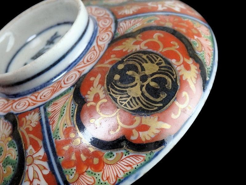 大聖寺伊万里　金襴手　唐子に桜花　金唐草に花の図　蓋茶碗D074AS-fbvq