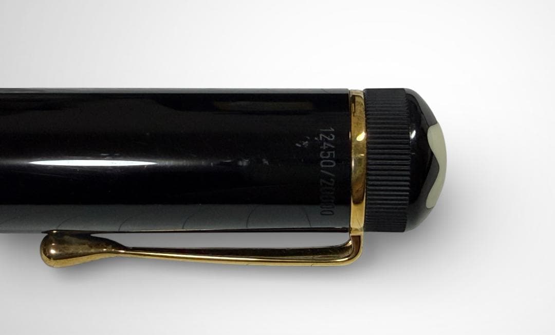 Montblanc 限定版 万年筆 18K モンブラン オスカーワイルド