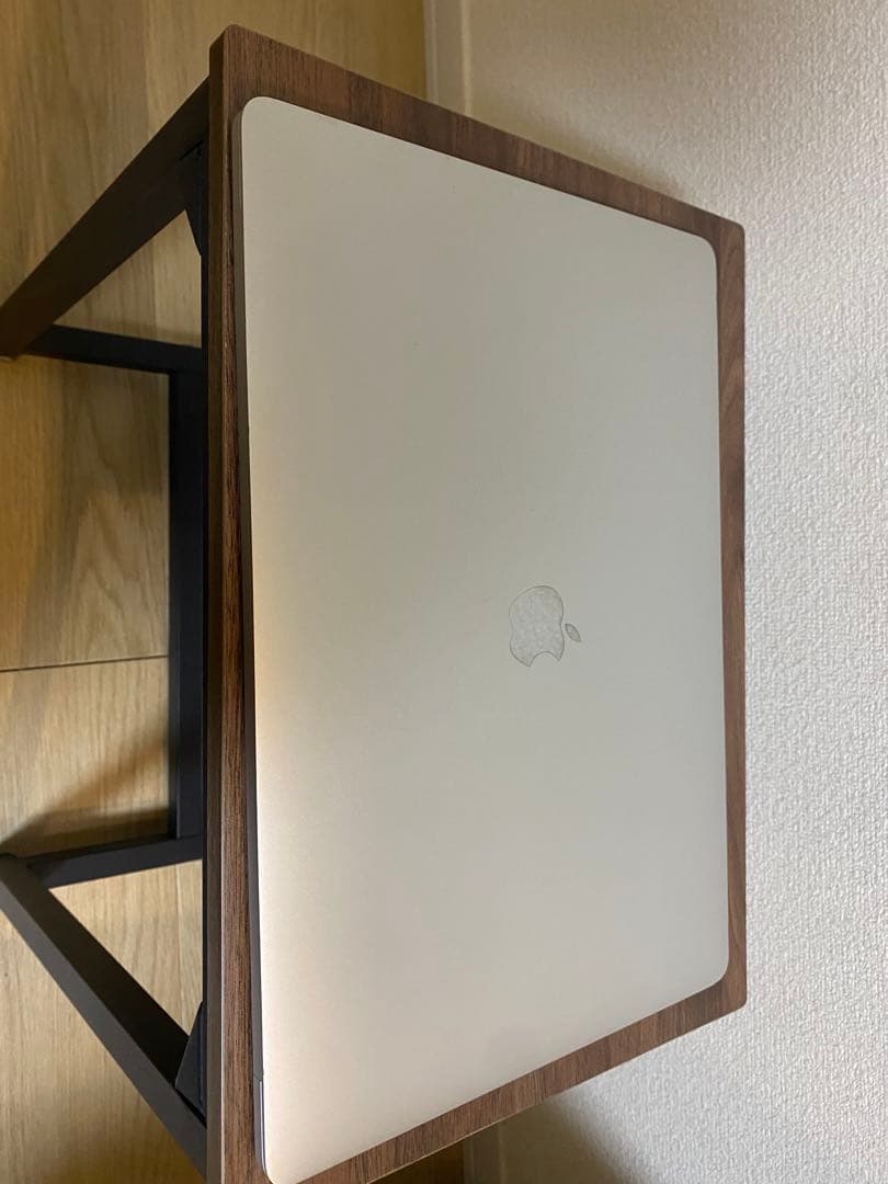 MacBook Pro 15インチ シルバー　2017 16GB