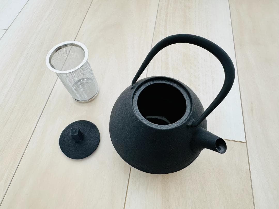 ★新品・未使用★空間鋳造 鉄瓶「Egg」 南部鉄器 LEXUS レクサス 急須