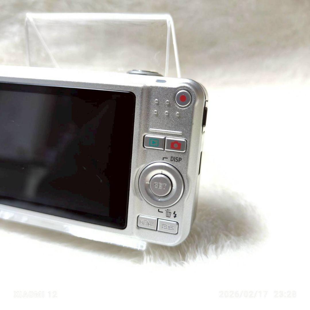 美品✨CASIO EXILIM EX-Z80 シルバー 充電器 デジカメ