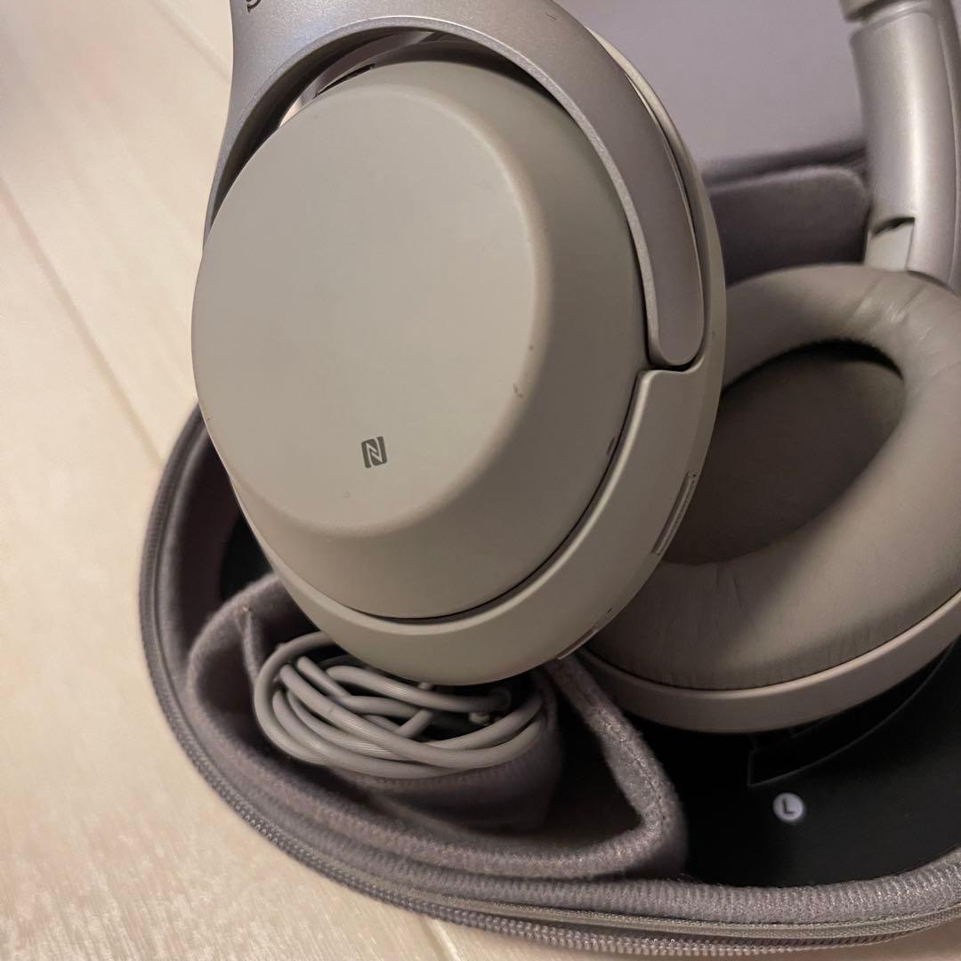 SONY WH-1000XM3 ワイヤレスヘッドフォン　ソニー