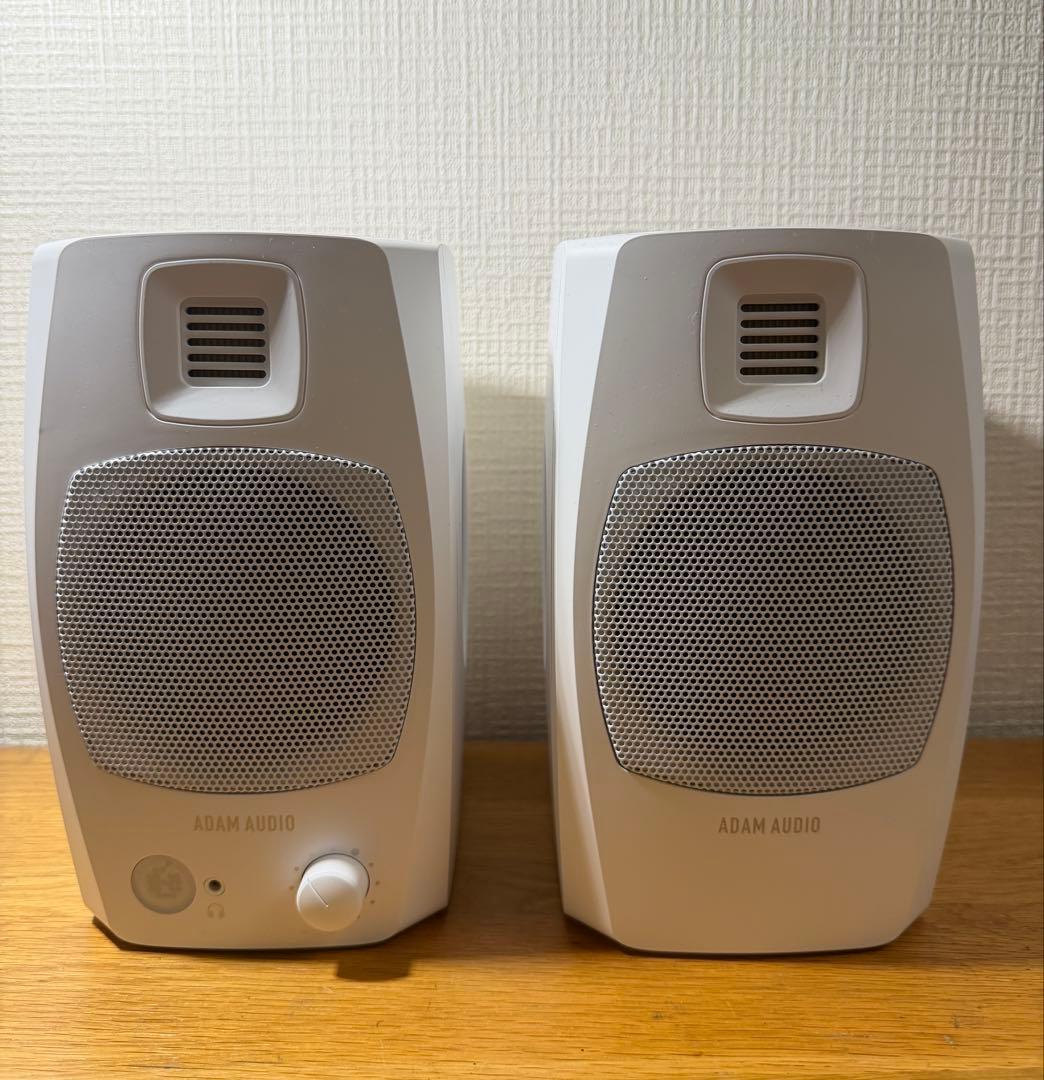 ADAM AUDIO D3V アクティブスピーカー