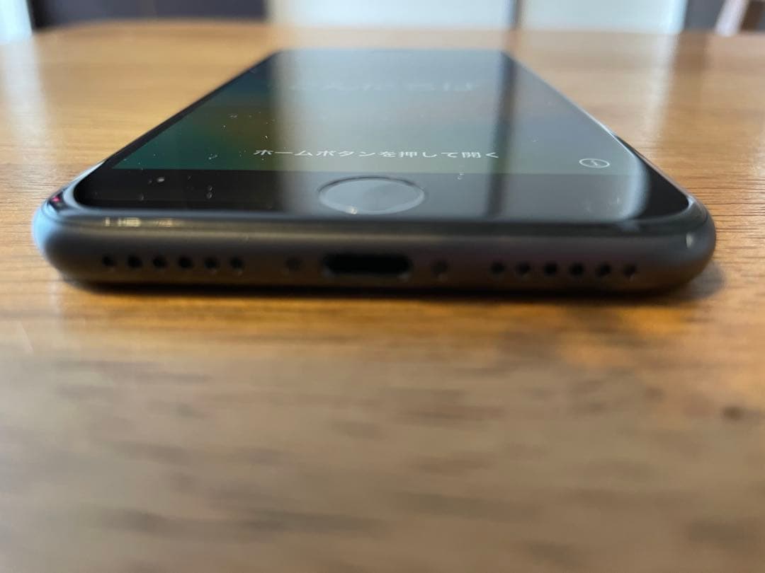 Apple iPhone8 64GB SIMフリー　スペースグレイ