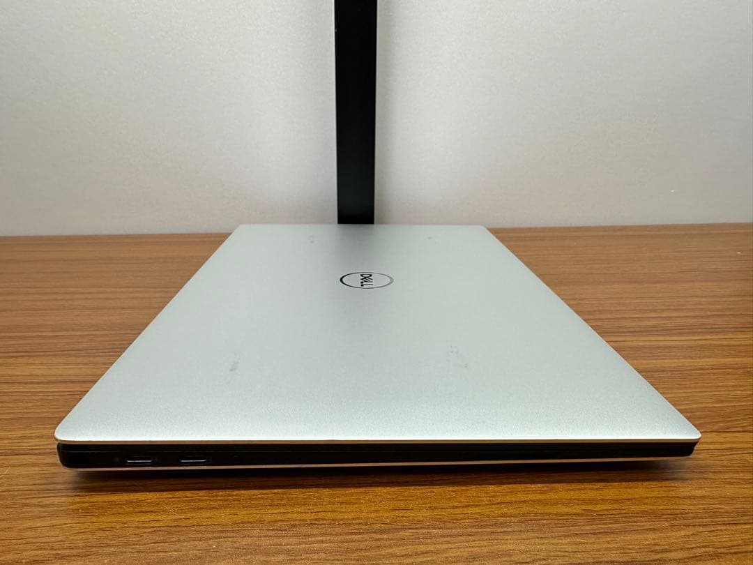 Windowsノート本体 Dell XPS 13 7390 i7-10710 16Gb 512Gb