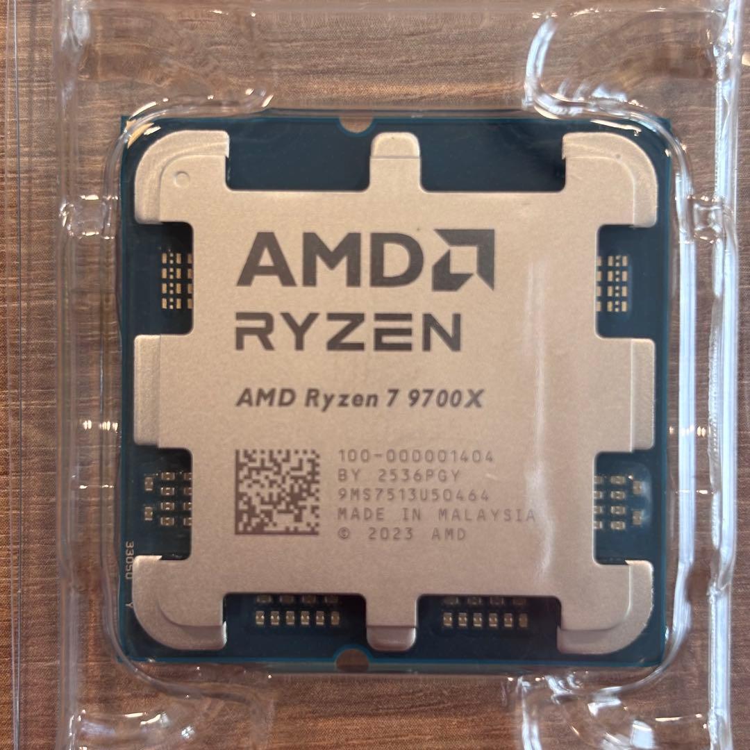 【新品未使用】AMD Ryzen 7 9700X バルク品