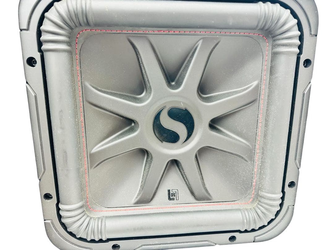Kicker 12インチ　サブウーファー　45VL7R122