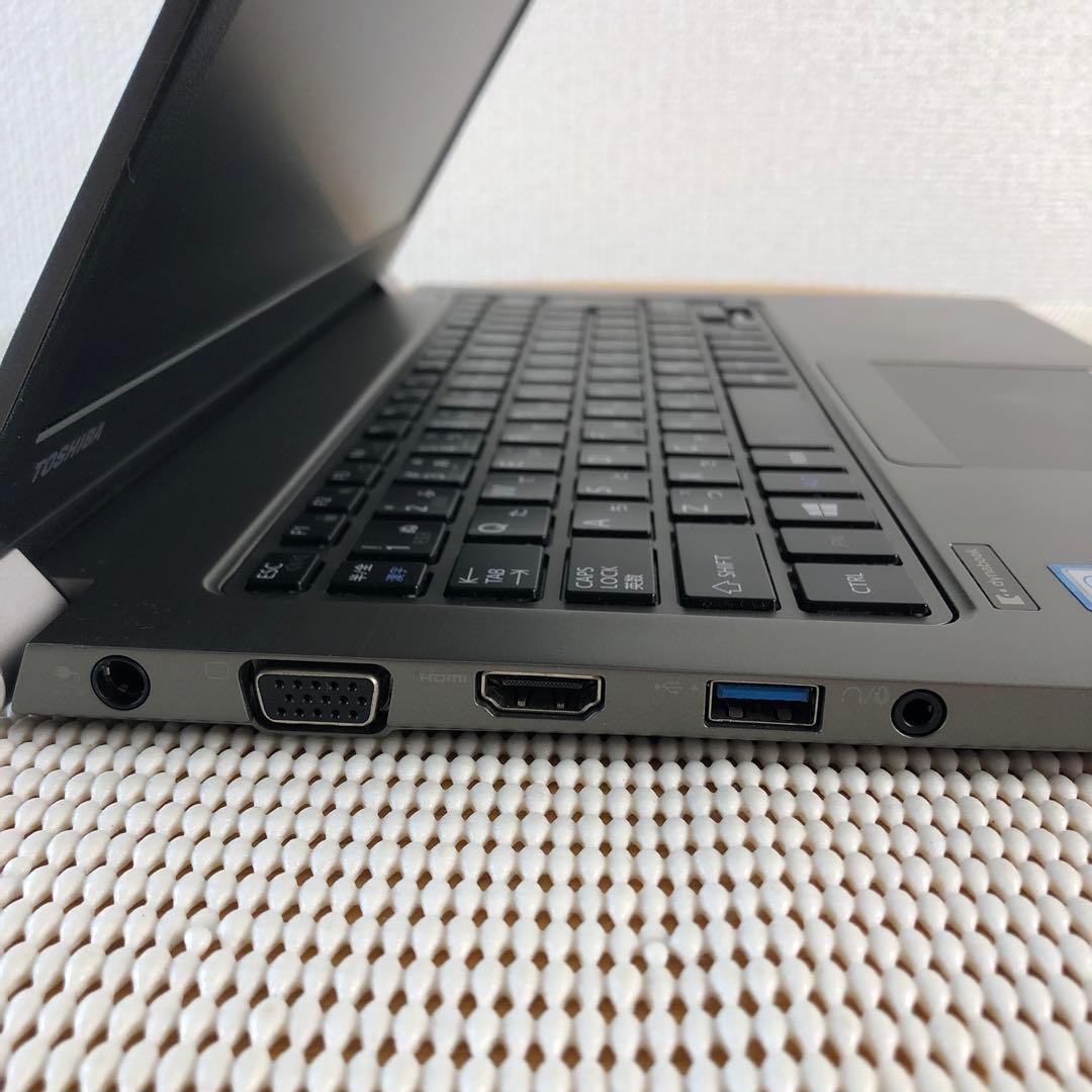 T*M様 dynabook R63/J 第8世代 i5 8GB 128GB 13