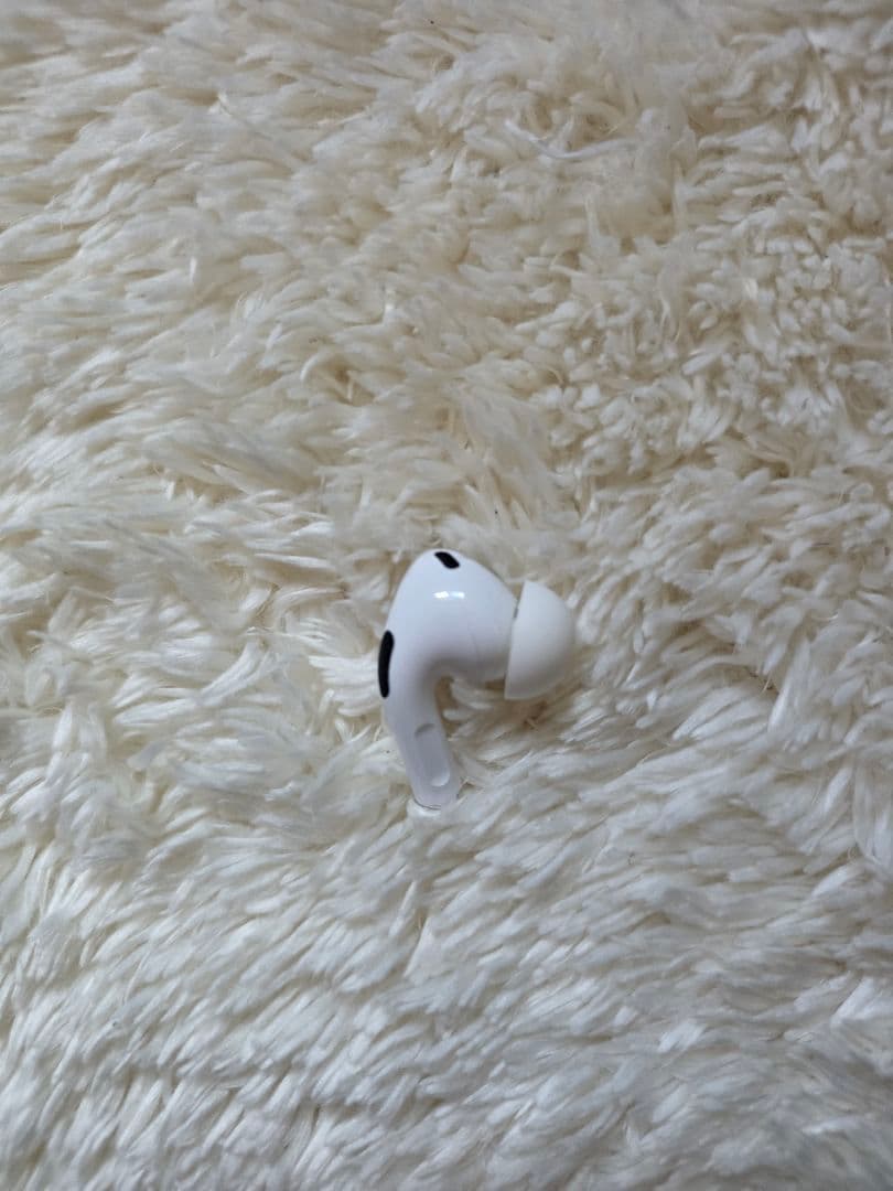 Air Pods Pro 第2世代 USB-Cモデル 右耳のみ　A3047
