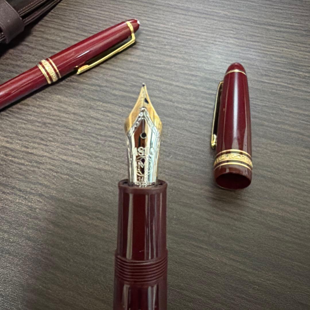 せ*り様 希少　廃盤　極美品 モンブラン 万年筆 14k ケース付き 4810