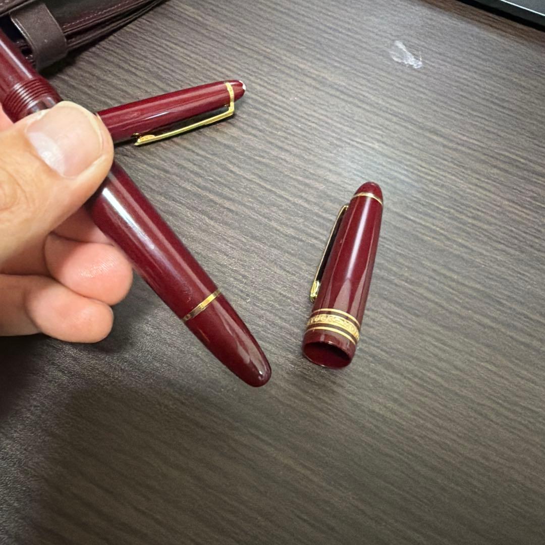 せ*り様 希少　廃盤　極美品 モンブラン 万年筆 14k ケース付き 4810