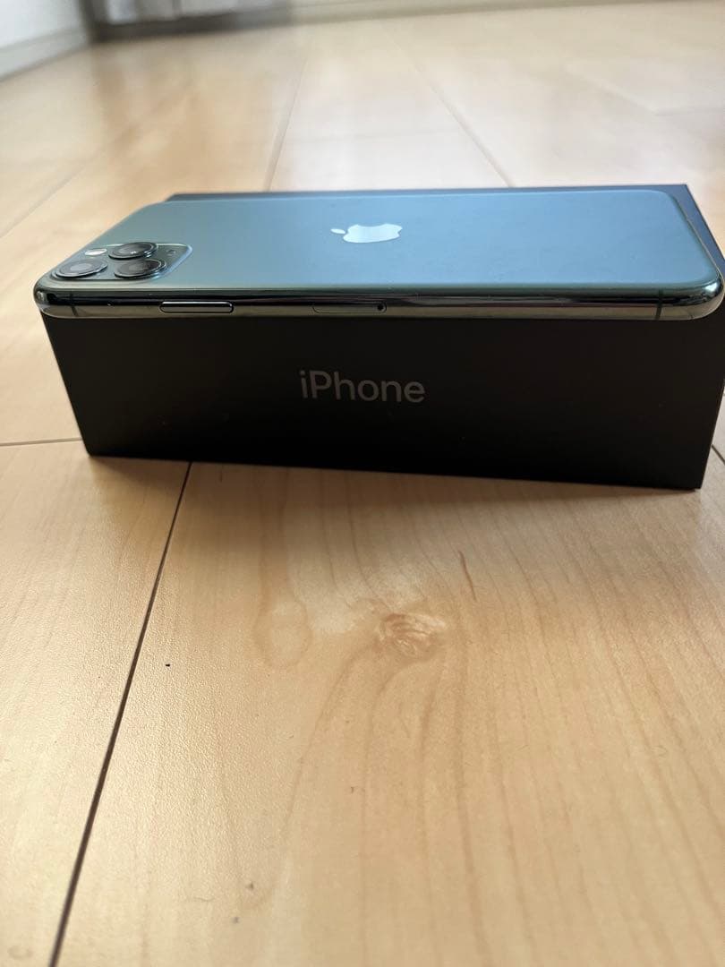 箱付き美品　iPhone11pro max 256g SIMフリー