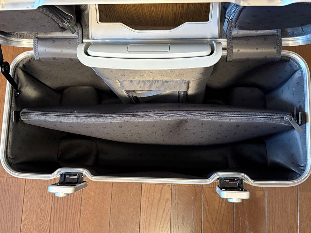 RIMOWA 永久保証対象品 リモワ Original Pilot パイロット