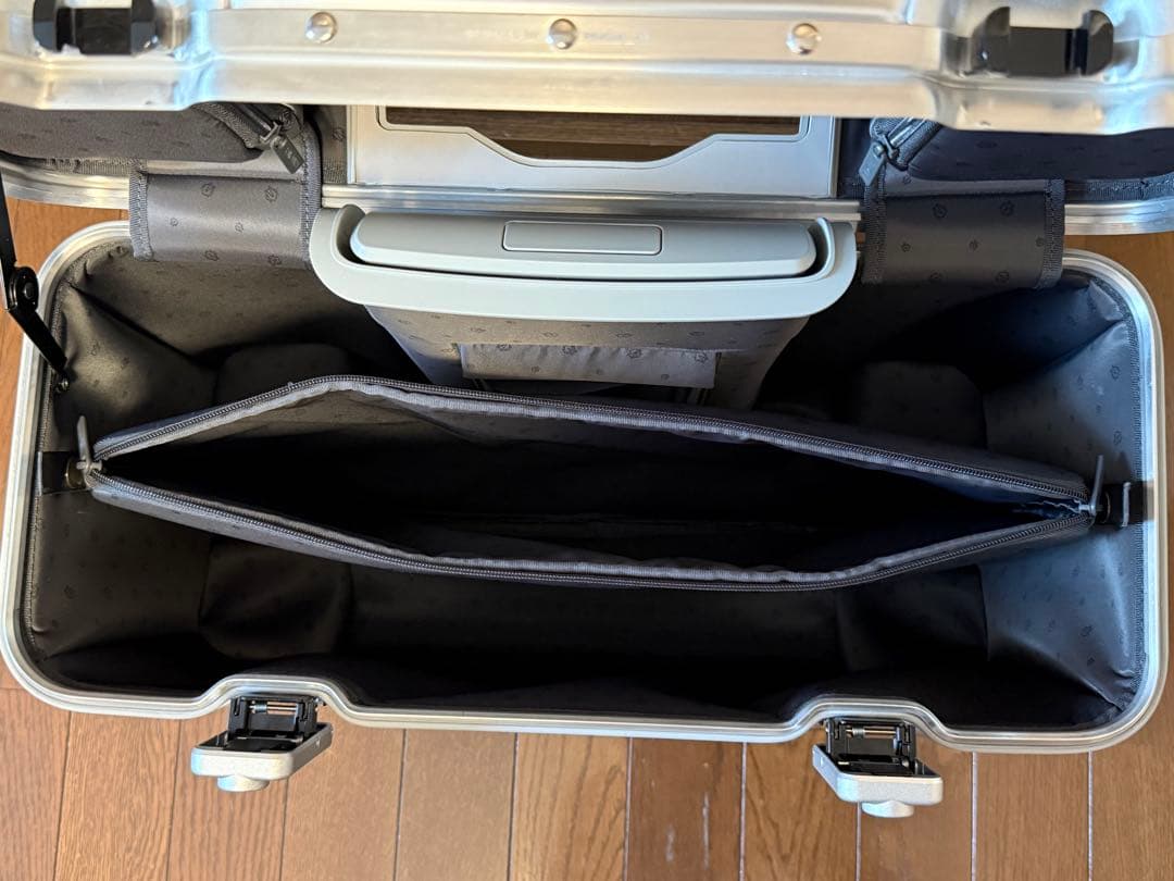 RIMOWA 永久保証対象品 リモワ Original Pilot パイロット