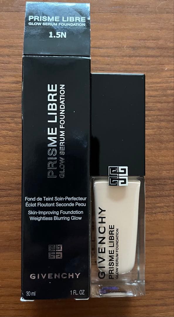 GIVENCHY プリズム・リーブル・グロウ・セラム・ファンデーション 1.5N