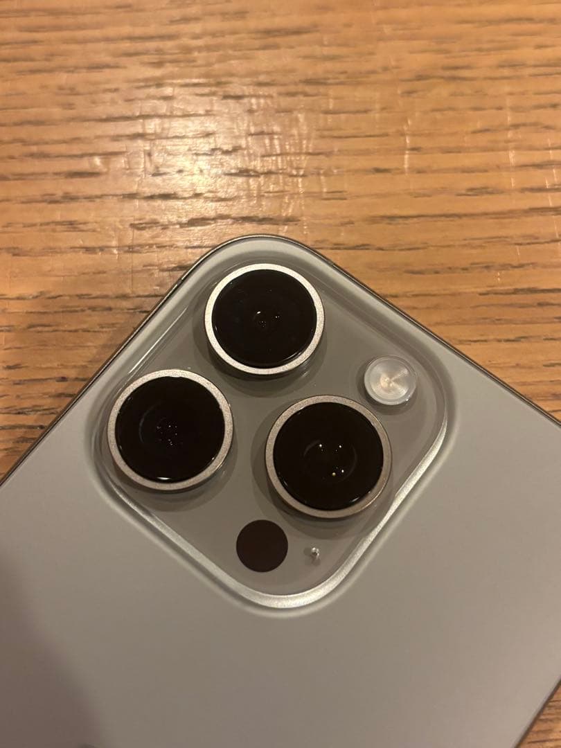Apple iPhone 16Pro ジャンク