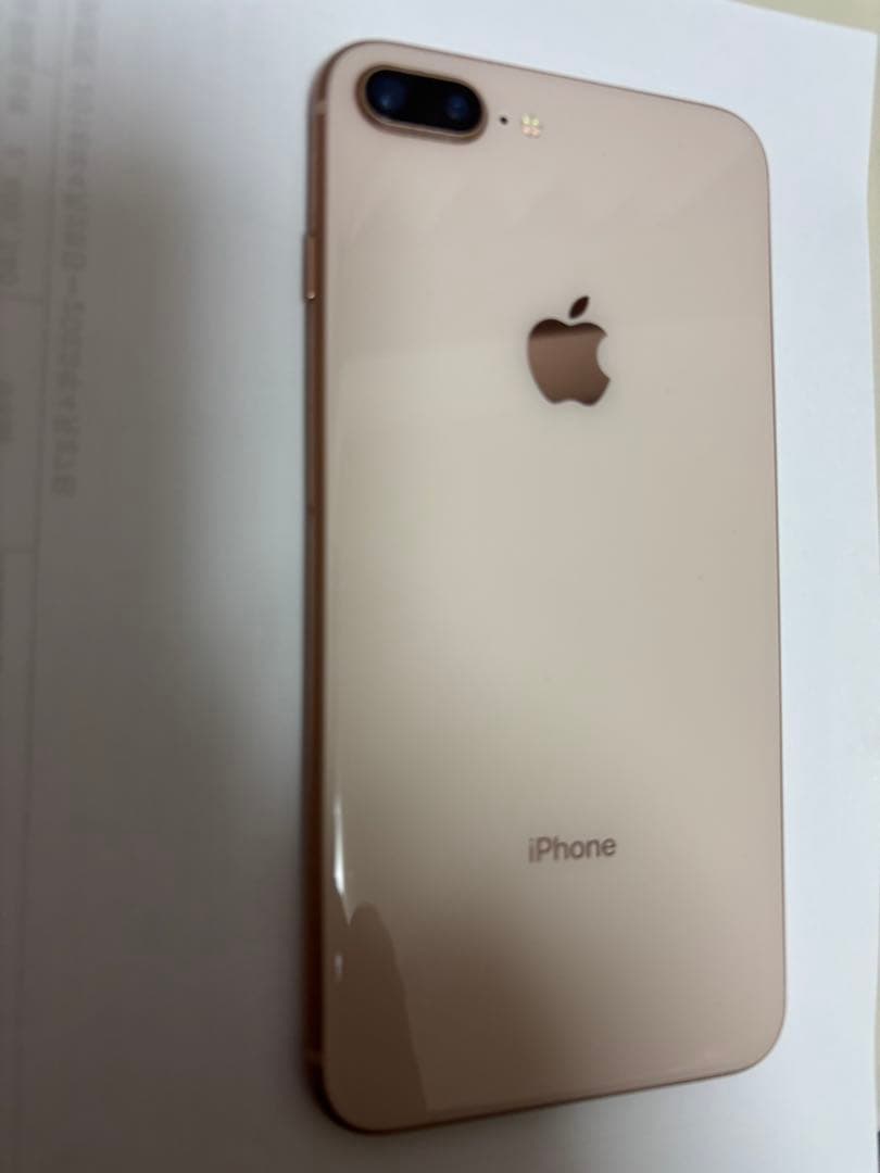 【SIMロックドコモ】Apple iPhone 8 Plus ゴールド