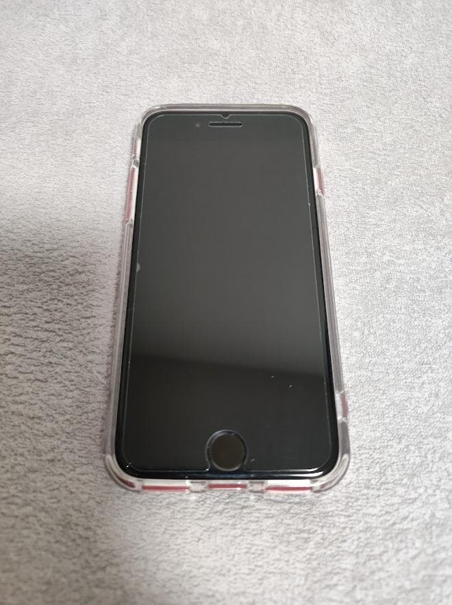 iPhone SE (第2世代) レッド