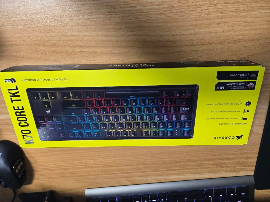 キーボード CORSAIR K70 CORE TKL