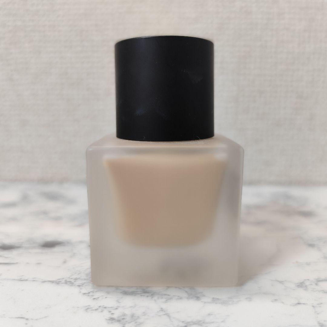 【ほぼ未使用】アンリミテッドラスティングフルイド shu uemura 574