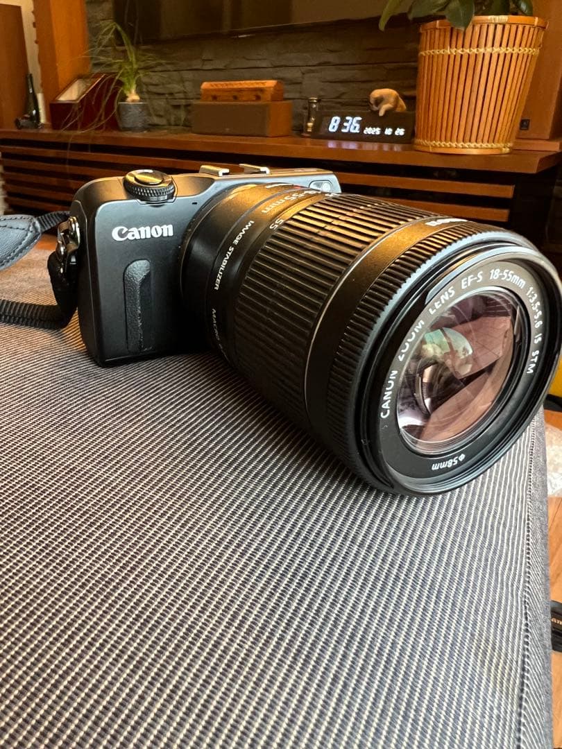 Canon EOS M2 ミラーレスカメラ 本体とレンズ