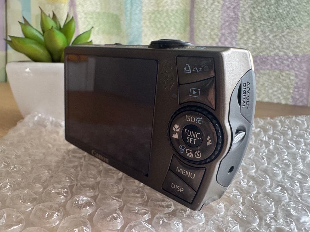 美品Canon IXY DIGITAL 920 IS ゴールド　デジカメ　レトロ