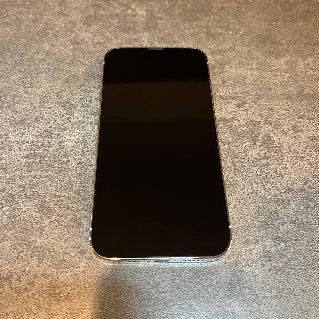 【極美品】バッテリー純正100% iPhone13 pro 256GB シルバー