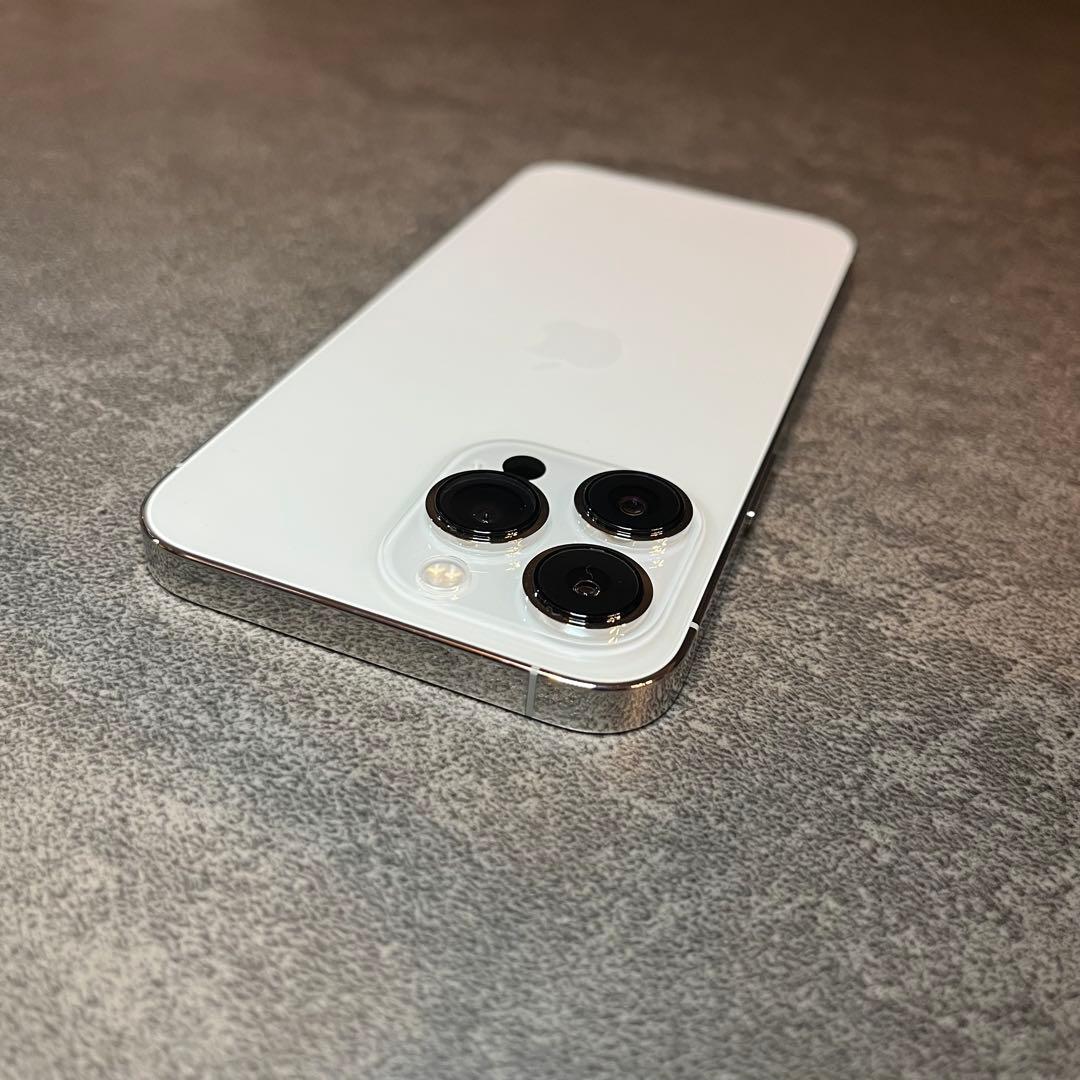【極美品】バッテリー純正100% iPhone13 pro 256GB シルバー