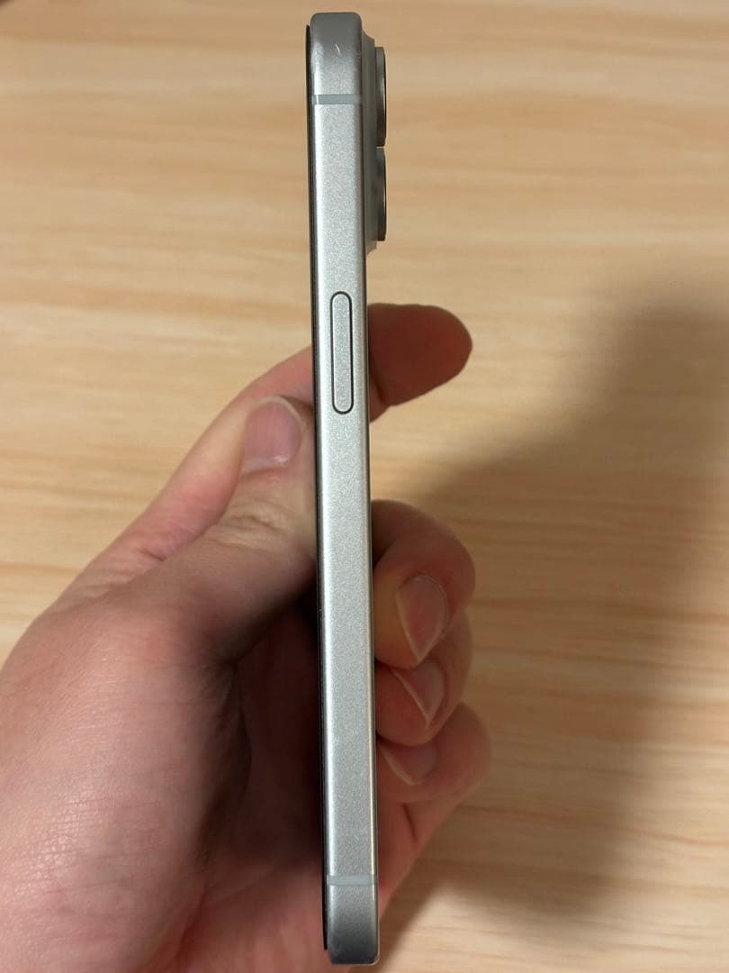 iPhone 15 128GB ブルー