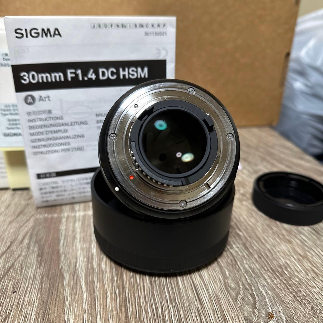 SIGMA 30mm F1.4 DC HSM Art レンズ　ニコンFマウント用
