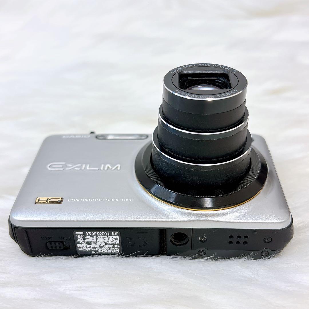 稼働美品✨カシオ　エクシリム　ZR-10 コンデジ　デジカメ　コンパクト　動画