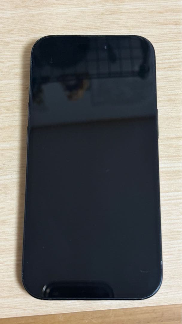 iPhone15 128GB SIMフリー / 背面割れあり / 動作良好