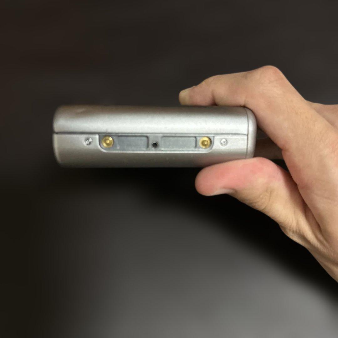 SONY MD ウォークマン MZ-R30 録音再生機　純正充電器、ポーチ付