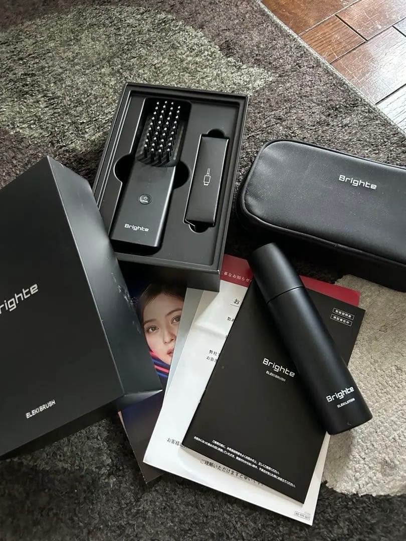 Brighte ELEDIBRUSH 美顔器（ローション、ポーチ付）